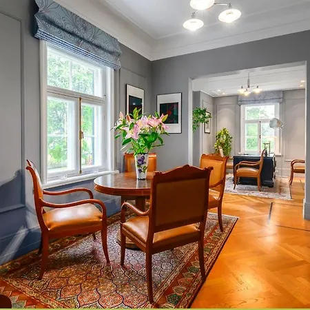 High Status In The Most Luxurious House In * Tallinn