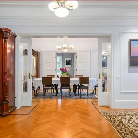 Apartmán High Status In The Most Luxurious House In *