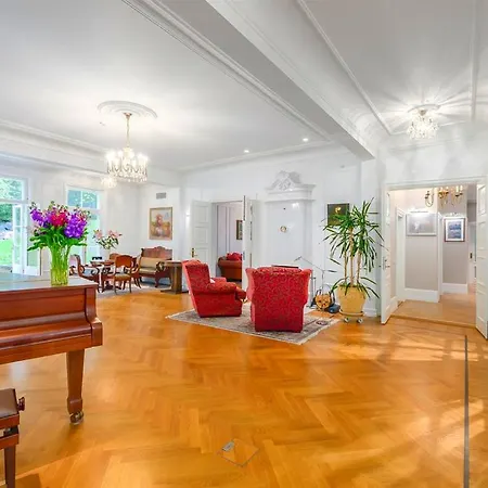 High Status In The Most Luxurious House In * Tallinn
